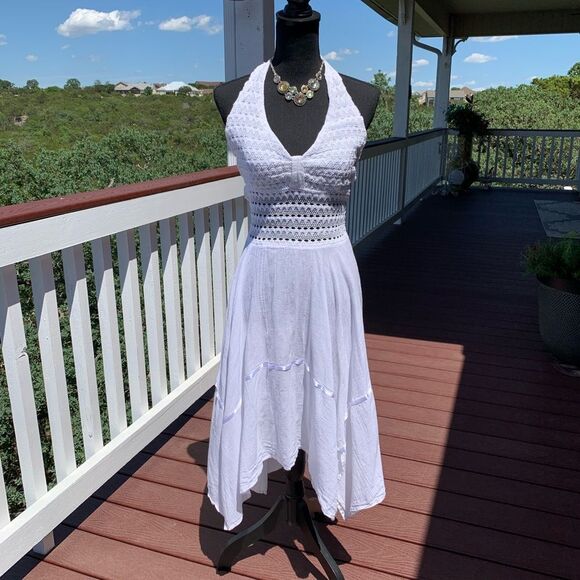 Bohemian White Halter Top Crochet Dress‎ - Picture 7 of 14
